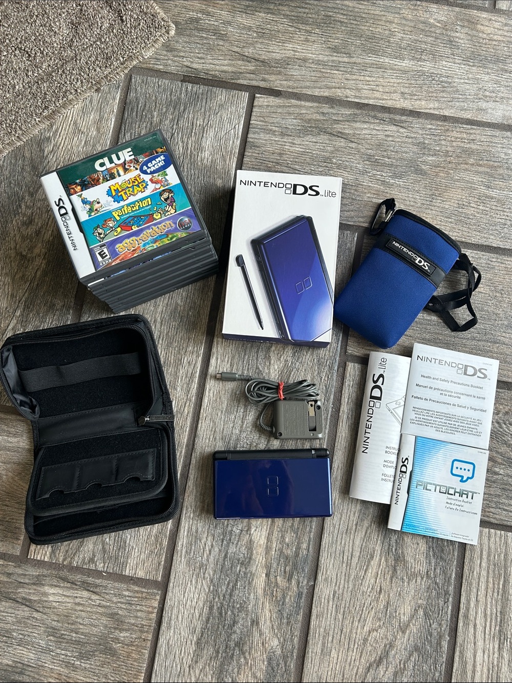 Nintendo DS Lite Handheld Console - Blue